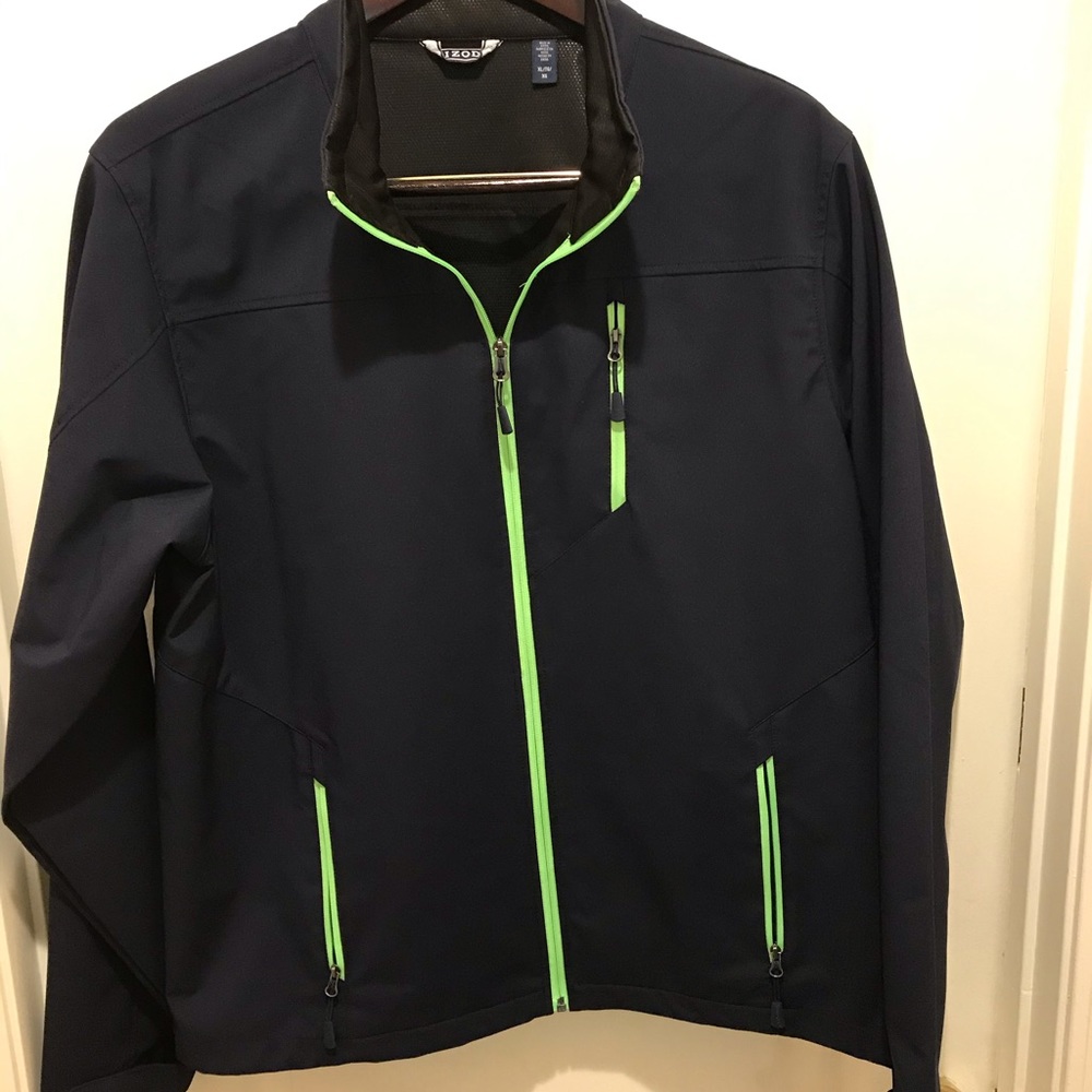 Light weight water proof wind resistant.